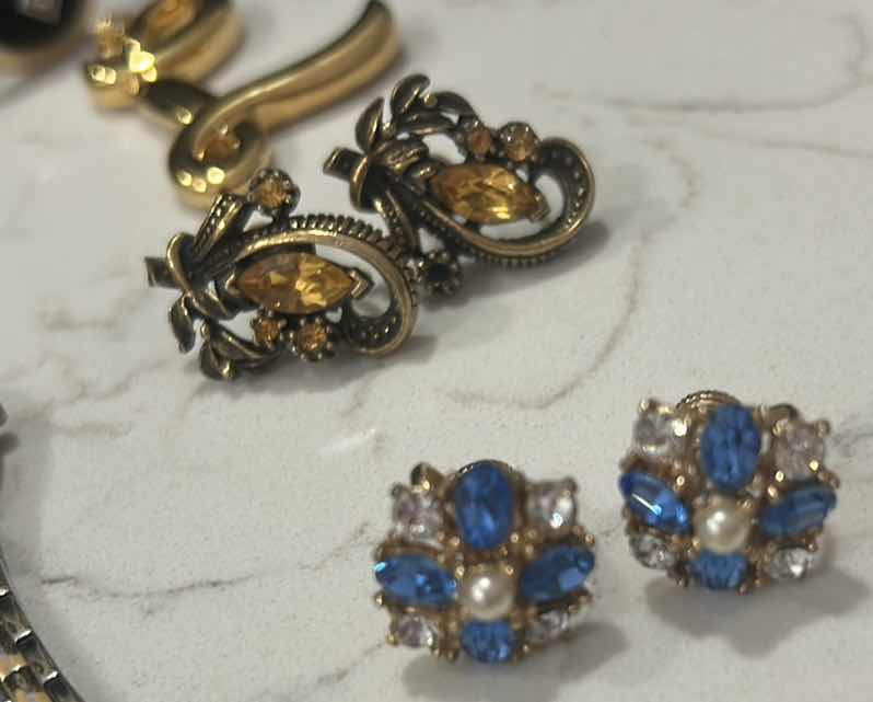 Photo 1 of WATCHES, EARRINGS, CUFFLINKS, AND PINS