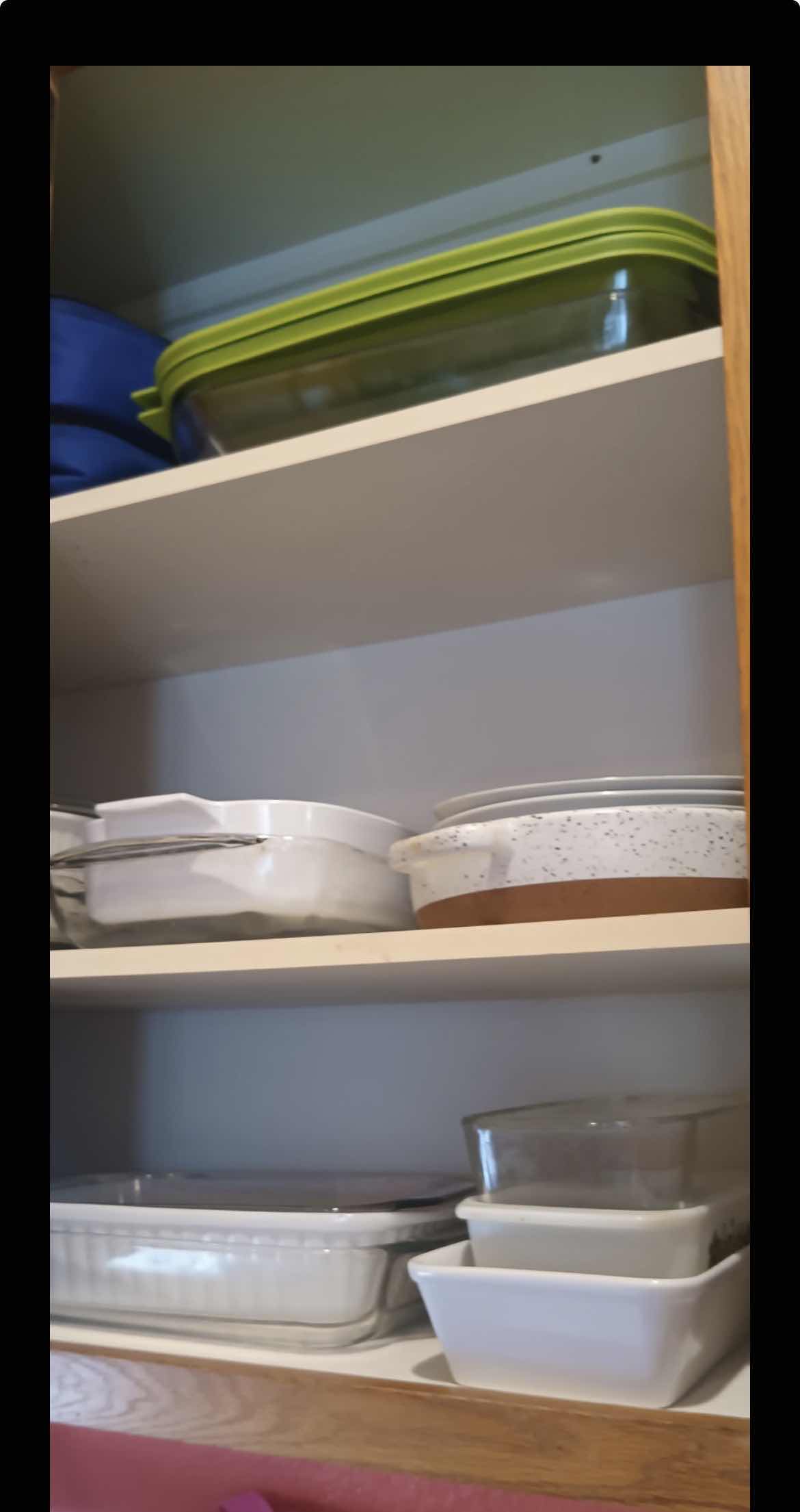 Photo 1 of CONTENTS IN KITCHEN CABINET
