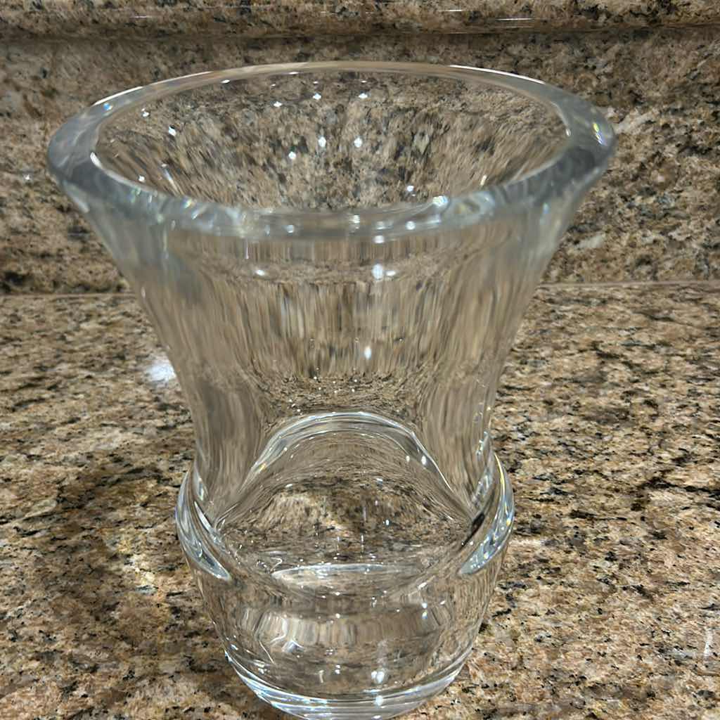 Photo 1 of BACCARAT CRYSTAL VASE H 8"