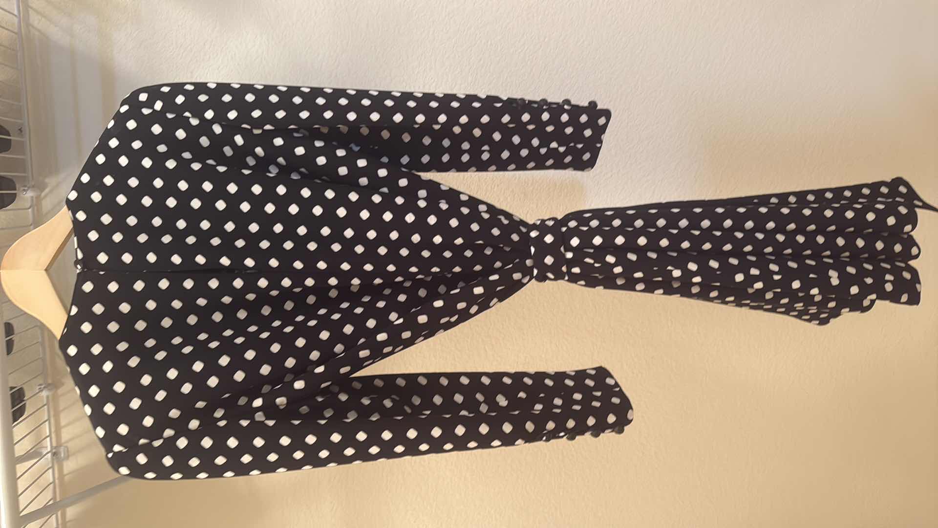 Photo 1 of DAVID HAYES BLACK & WHITE DRESS (SIZE M)