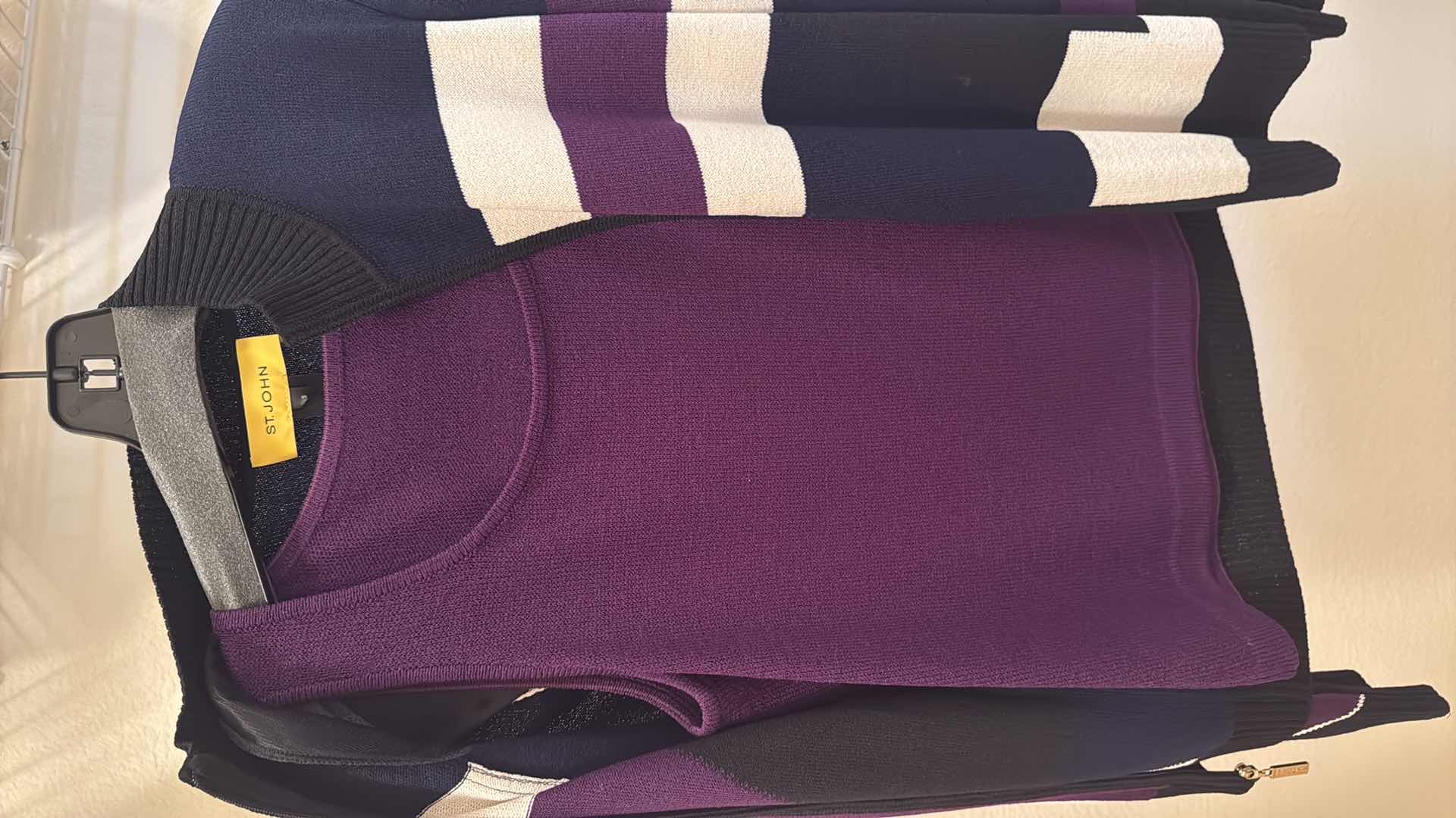 Photo 1 of ST JOHN DESIGNER KNIT ZIP UP CARDIGAN W KNIT TANK TOP (S)