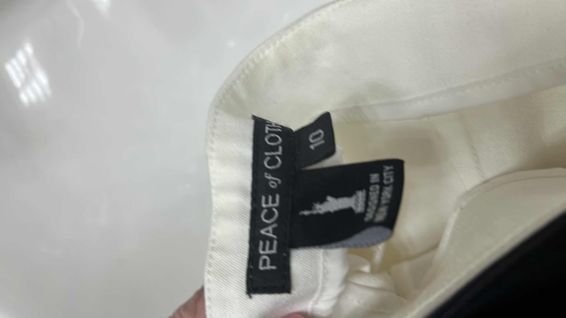 Photo 1 of 2-PEACE OF CLOTH WOMEN'S CAPRIS'S- BLACK/WHITE (SIZE 10)