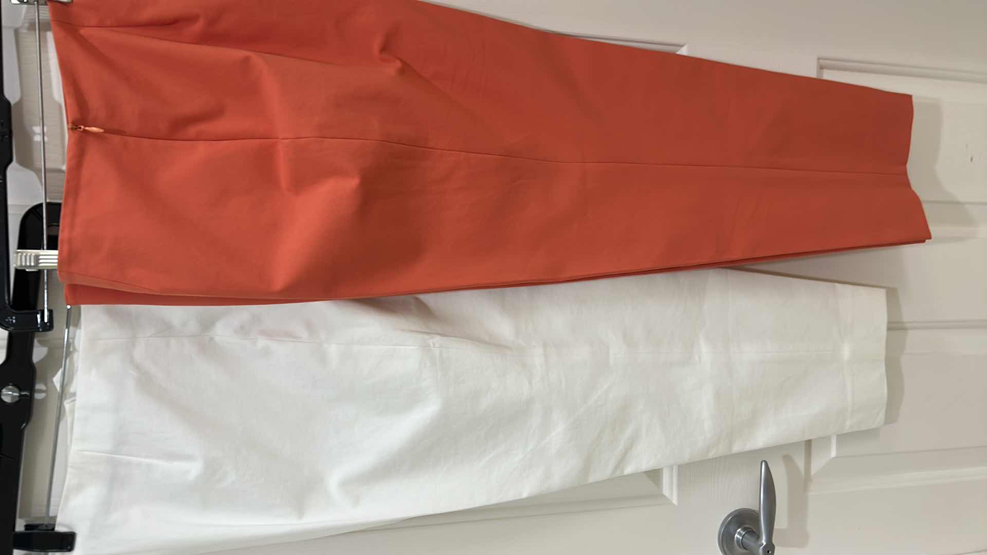 Photo 1 of PIAZZA SEMPIONE AUDREY WHITE AND CORAL CAPRIS SIZE 46