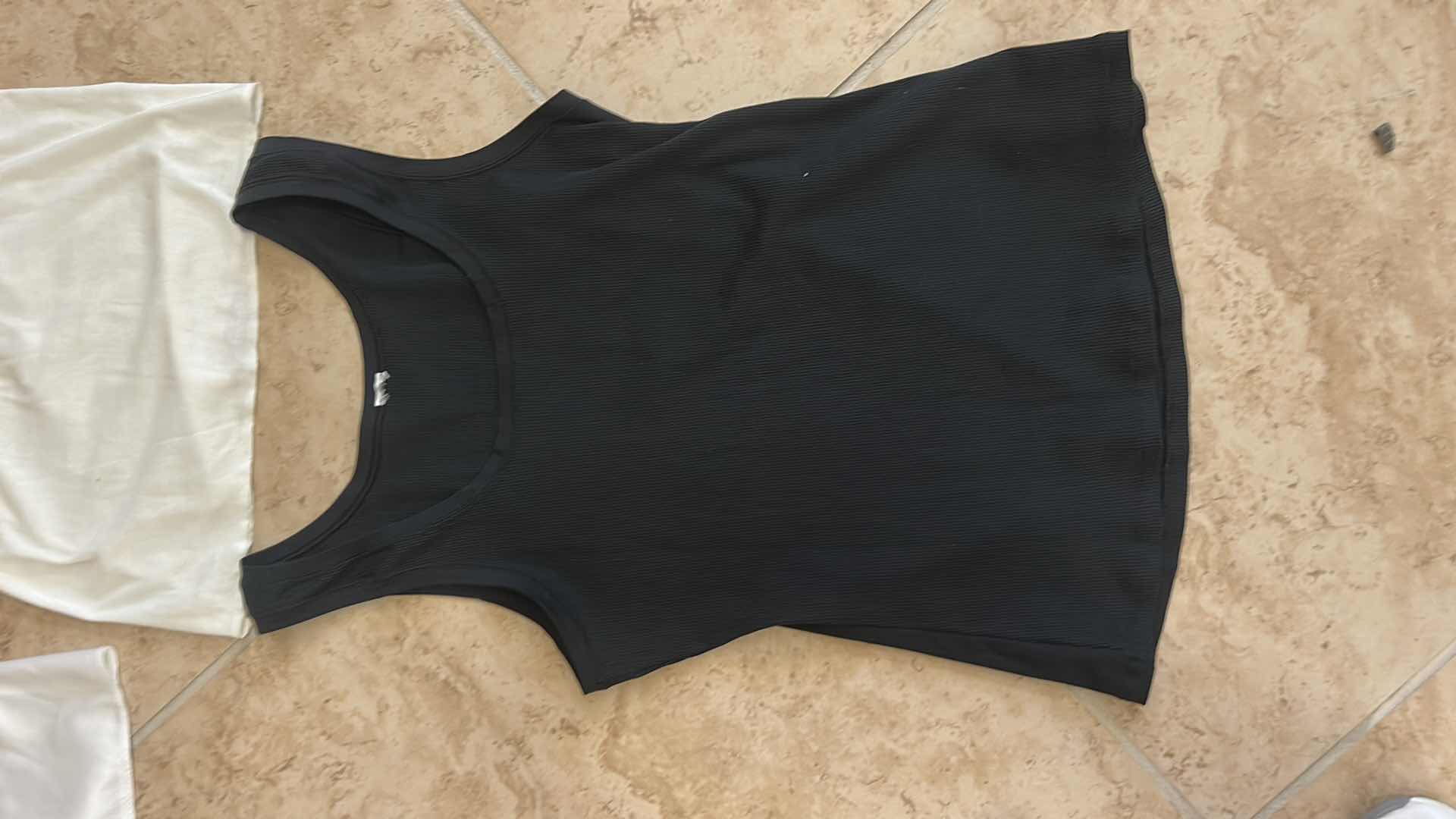 Photo 1 of 5 CAMISOLES AND UNDER GARMENTS SIZE S/M