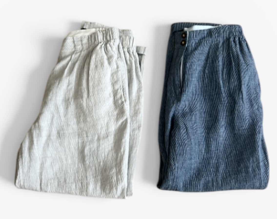 Photo 1 of 2 PAIRS POETRY PANTS SIZE 8