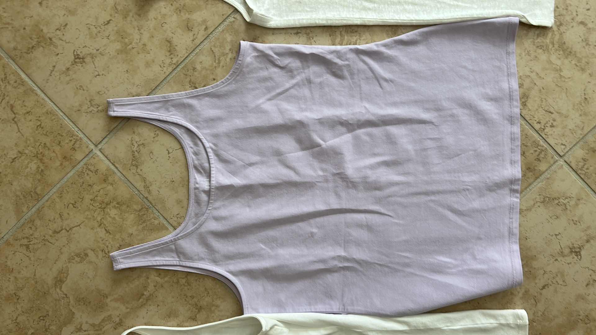 Photo 1 of 5 SLEEVELESS TOPS SIZE S/M