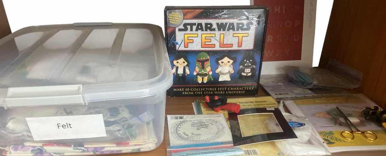 Photo 1 of STAR WARS FELT KIT, TOTE OF FELT & CRAFTING TOOLS