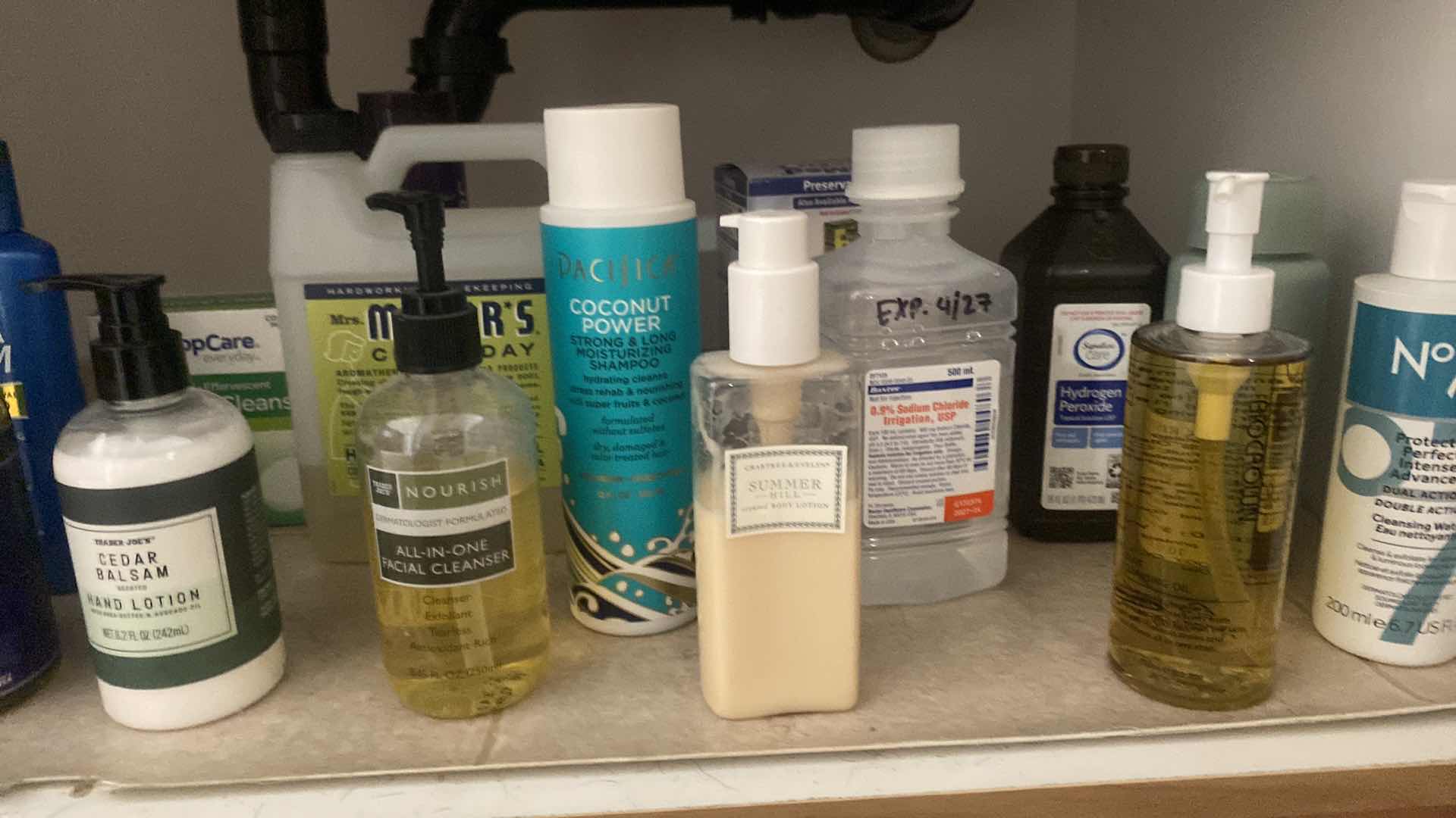 Photo 1 of CONTENTS OF CABINET PERSONAL CARE