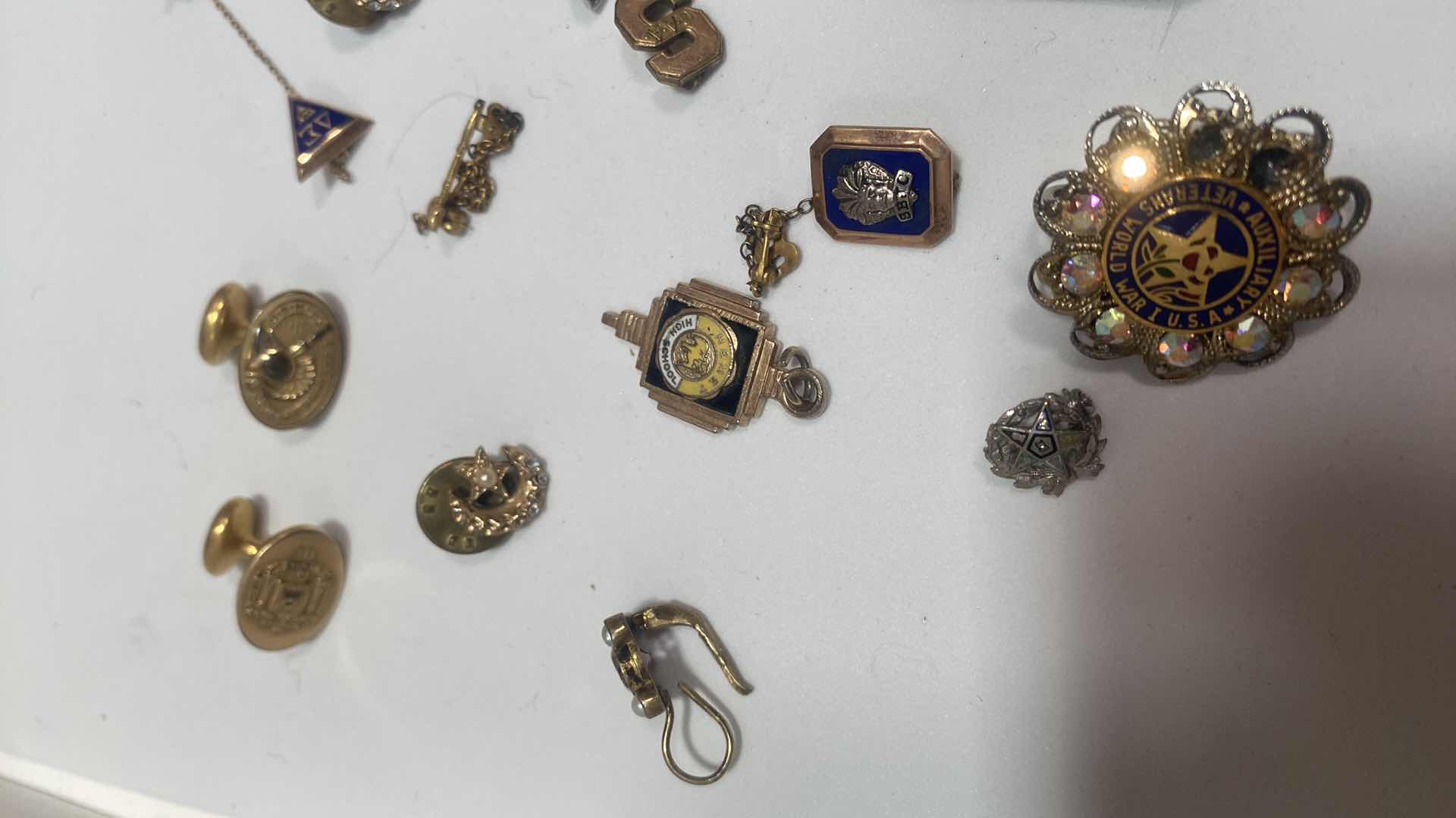 Photo 1 of VINTAGE MILITARY AND FRATERNAL ORGANIZATION PINS & 1986 STERLING FRAMED SNOWFLAKE NECKLACE