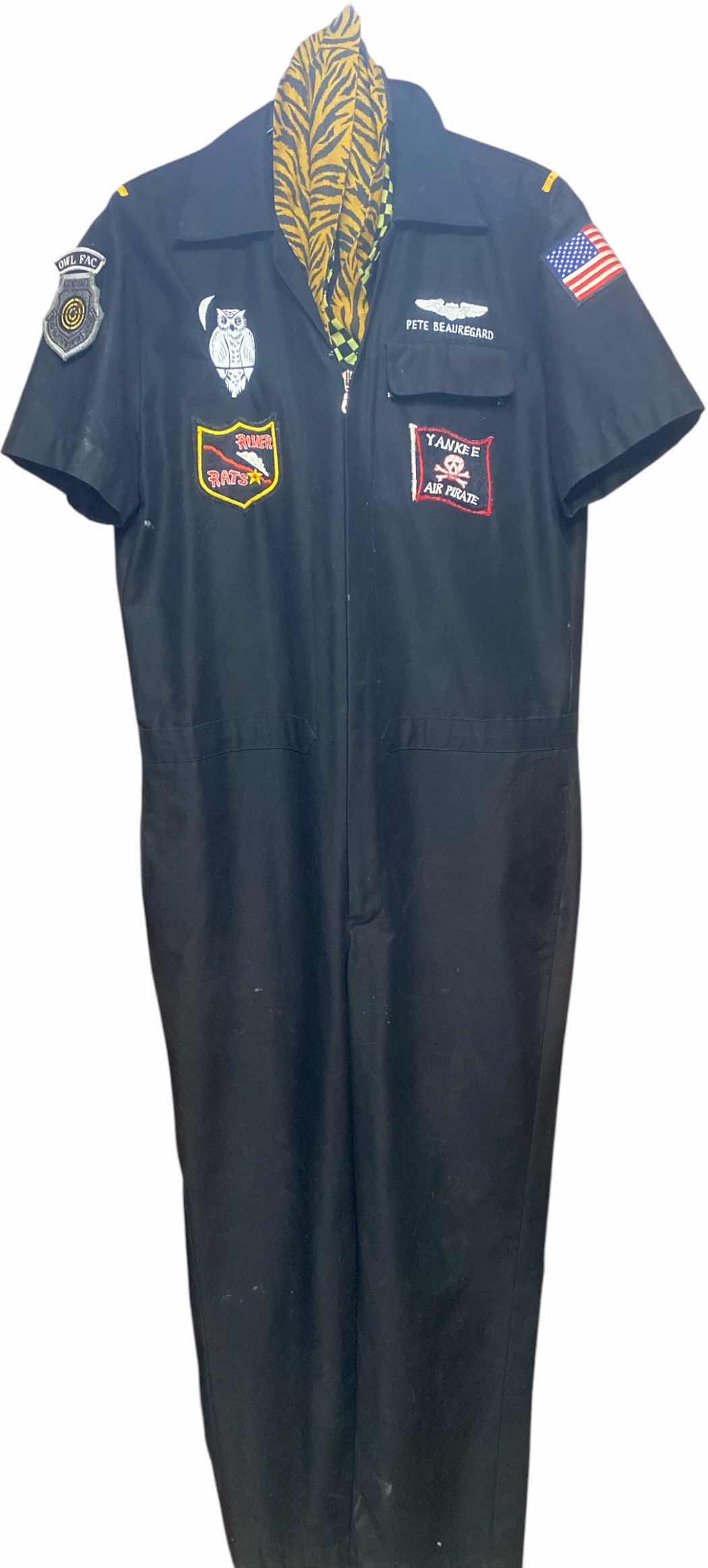 Photo 1 of VIETNAM WAR US AIR FORCE NAMED PATCHED PILOT PARTY SUIT