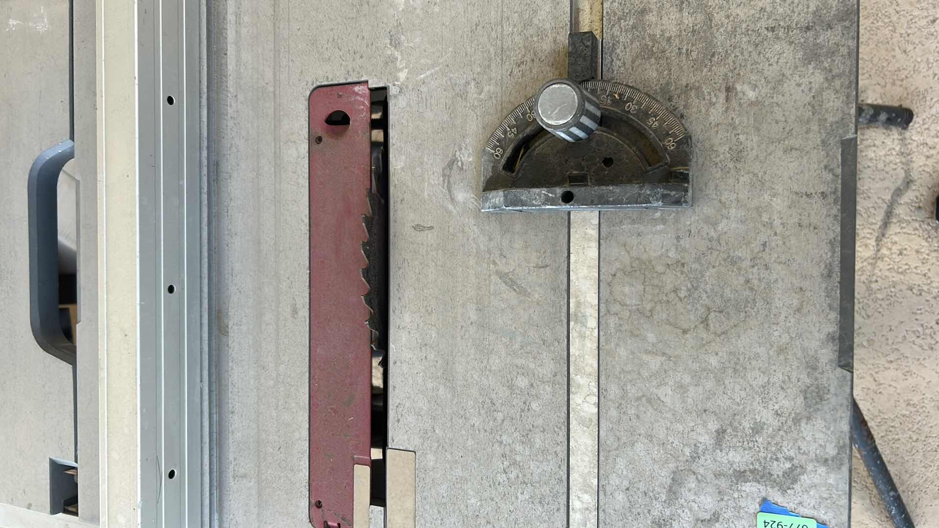 Photo 1 of CRAFTSMAN 10" TABLE SAW