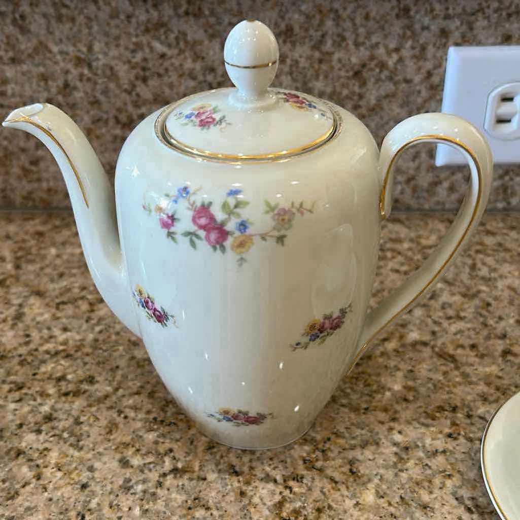 Photo 1 of JOHANN HAVILAND BAVARIA TEA SET $100