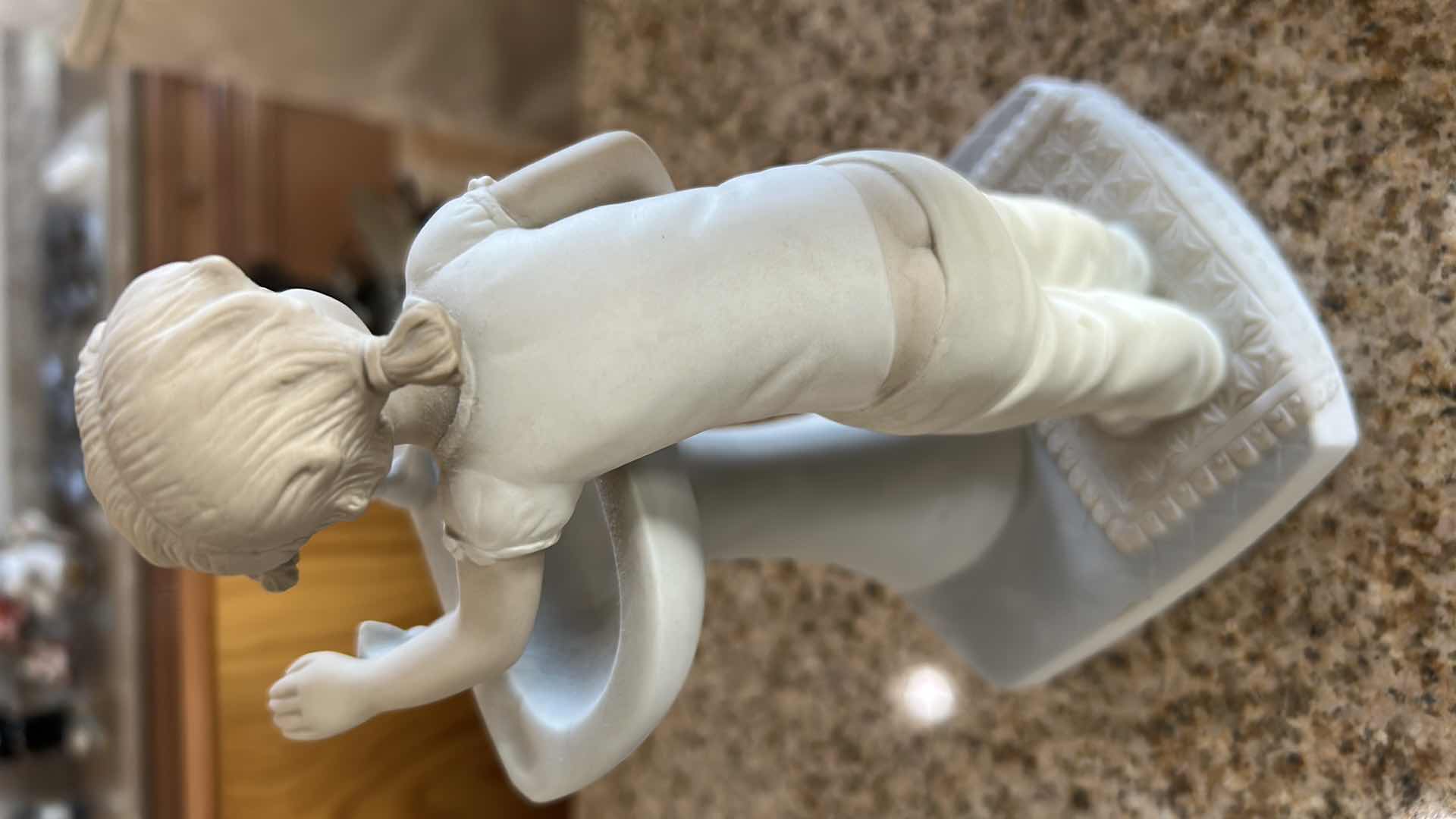 Photo 1 of LLADRO PORCELAIN FIGURE "CLEAN UP TIME" H 8" $130