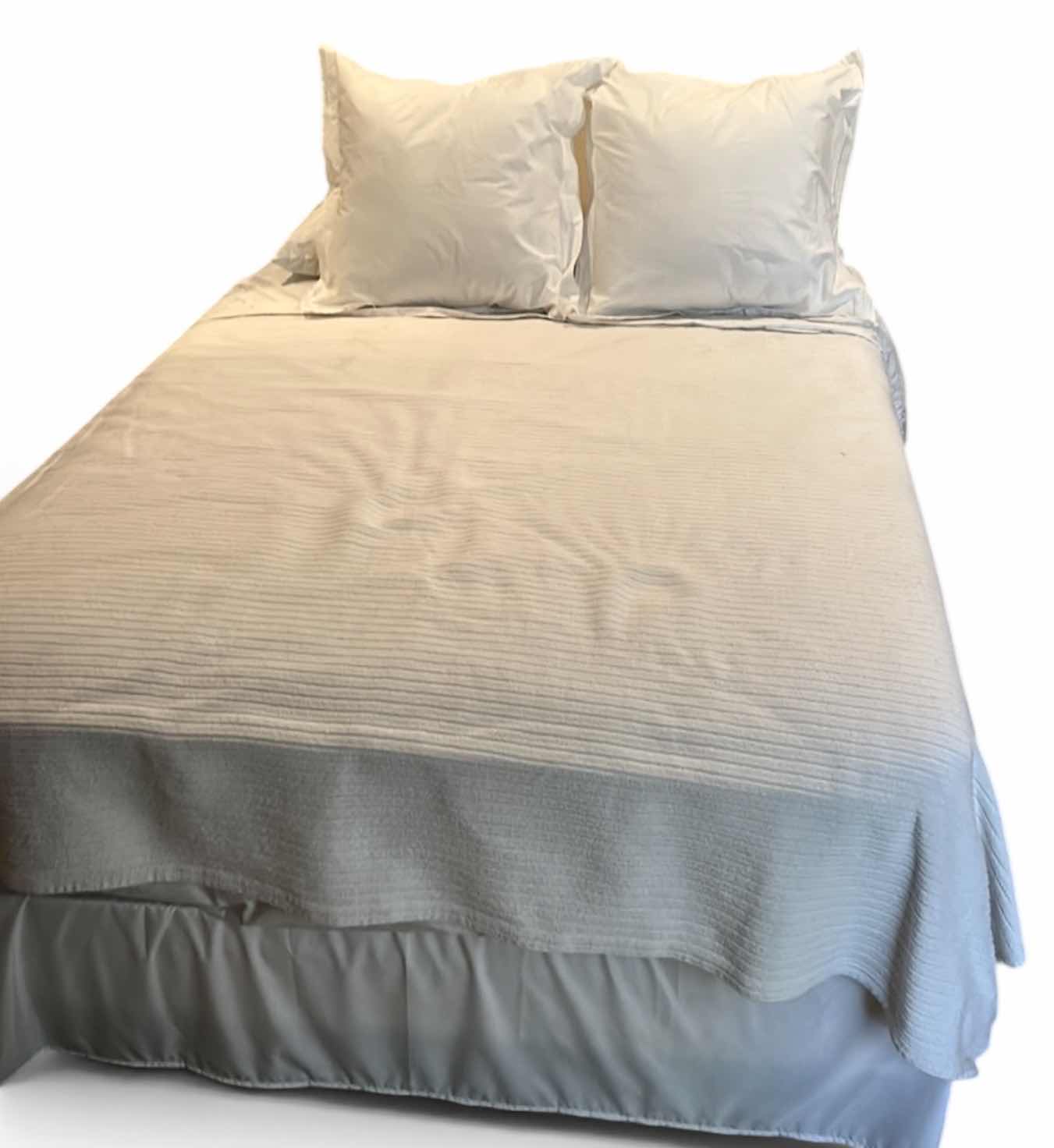 Photo 1 of QUEEN BEDDING & PILLOWS