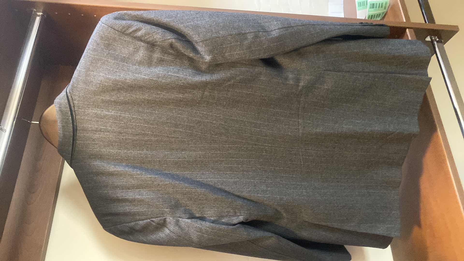 Photo 1 of MENS GRAND CUSTOM SUIT 100%WOOL MADE IN HONG KONG EST SIZE JACKET 40/42 PANTS 33/34