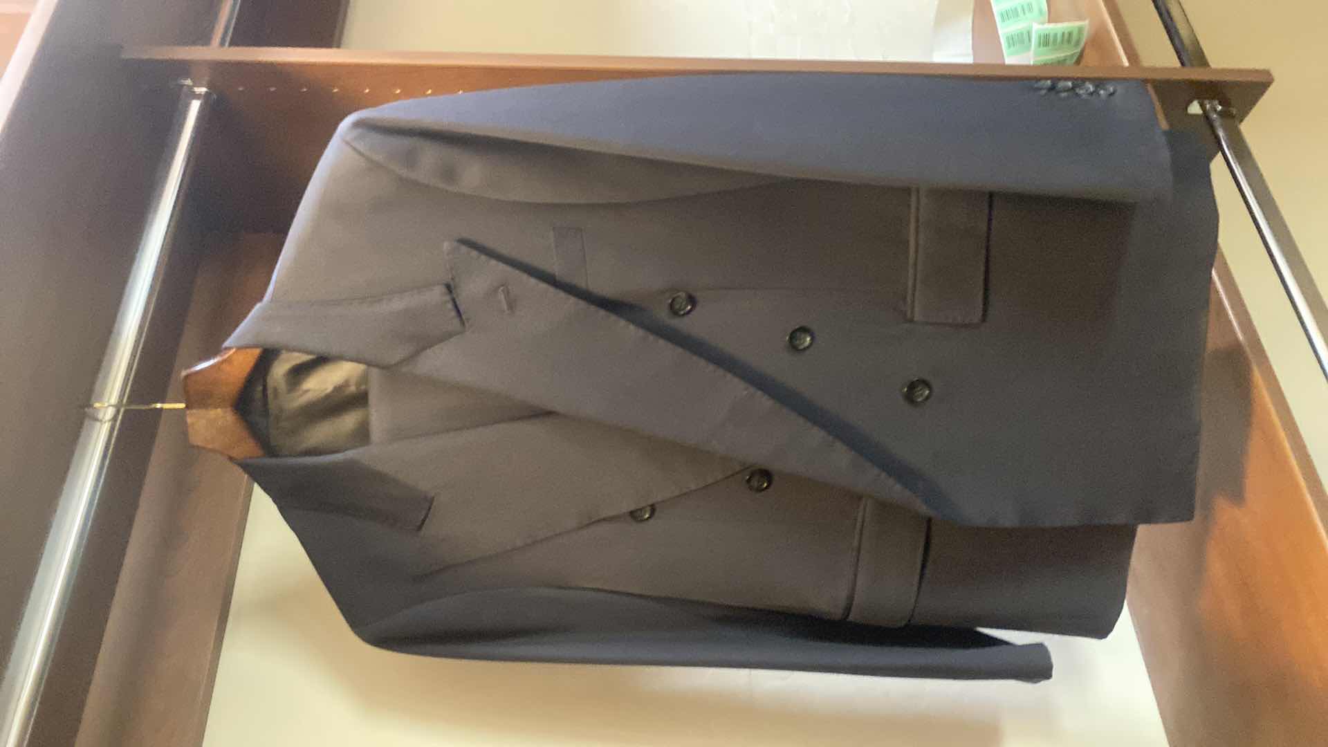 Photo 1 of MENS GRAND CUSTOM SUIT 100%WOOL MADE IN HONG KONG EST SIZE JACKET 40/42 PANTS 33/34