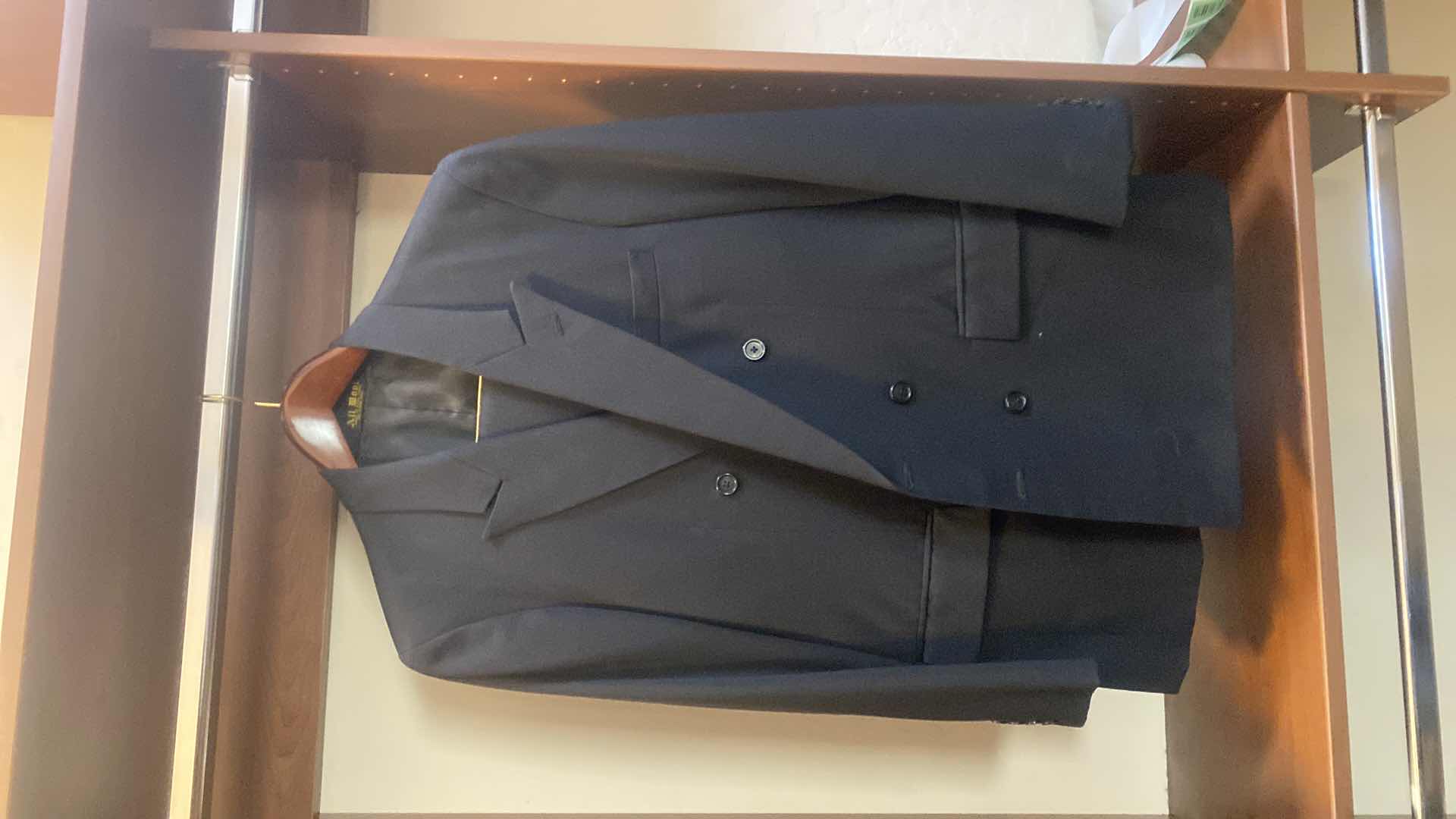 Photo 1 of MENS GRAND CUSTOM SUIT 100%WOOL MADE IN HONG KONG EST SIZE JACKET 40/42 PANTS 33/34