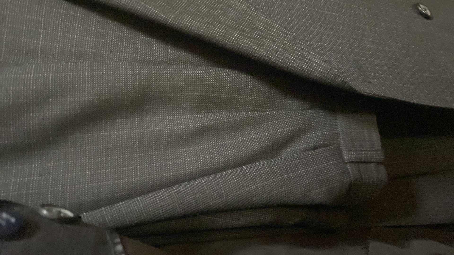 Photo 1 of MENS GRAND CUSTOM SUIT 100%WOOL MADE IN HONG KONG EST SIZE JACKET 40/42 PANTS 33/34