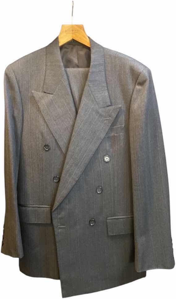 Photo 1 of MENS GRAND CUSTOM SUIT 100%WOOL MADE IN HONG KONG EST SIZE JACKET 40/42 PANTS 33/34