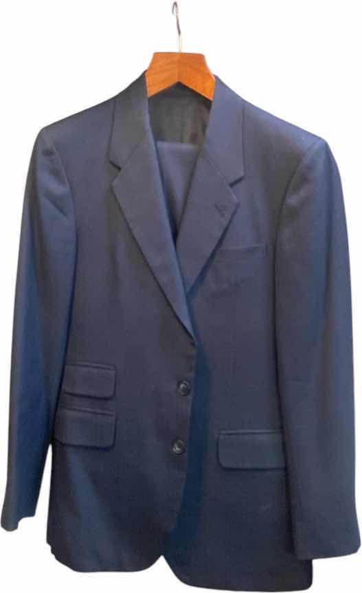 Photo 1 of MENS GRAND CUSTOM SUIT 100%WOOL MADE IN HONG KONG EST SIZE JACKET 40/42 PANTS 33/34