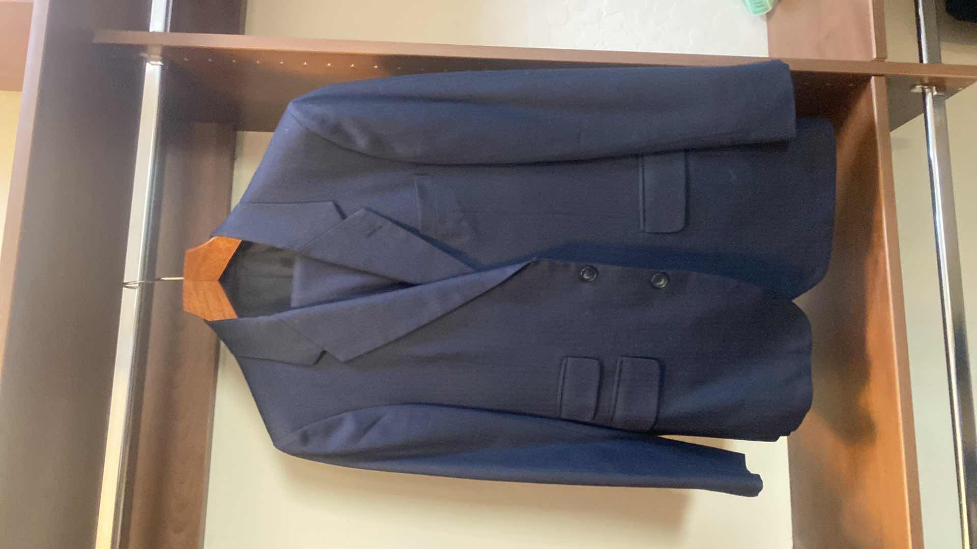 Photo 1 of MENS GRAND CUSTOM SUIT 100%WOOL MADE IN HONG KONG EST SIZE JACKET 40/42 PANTS 33/34