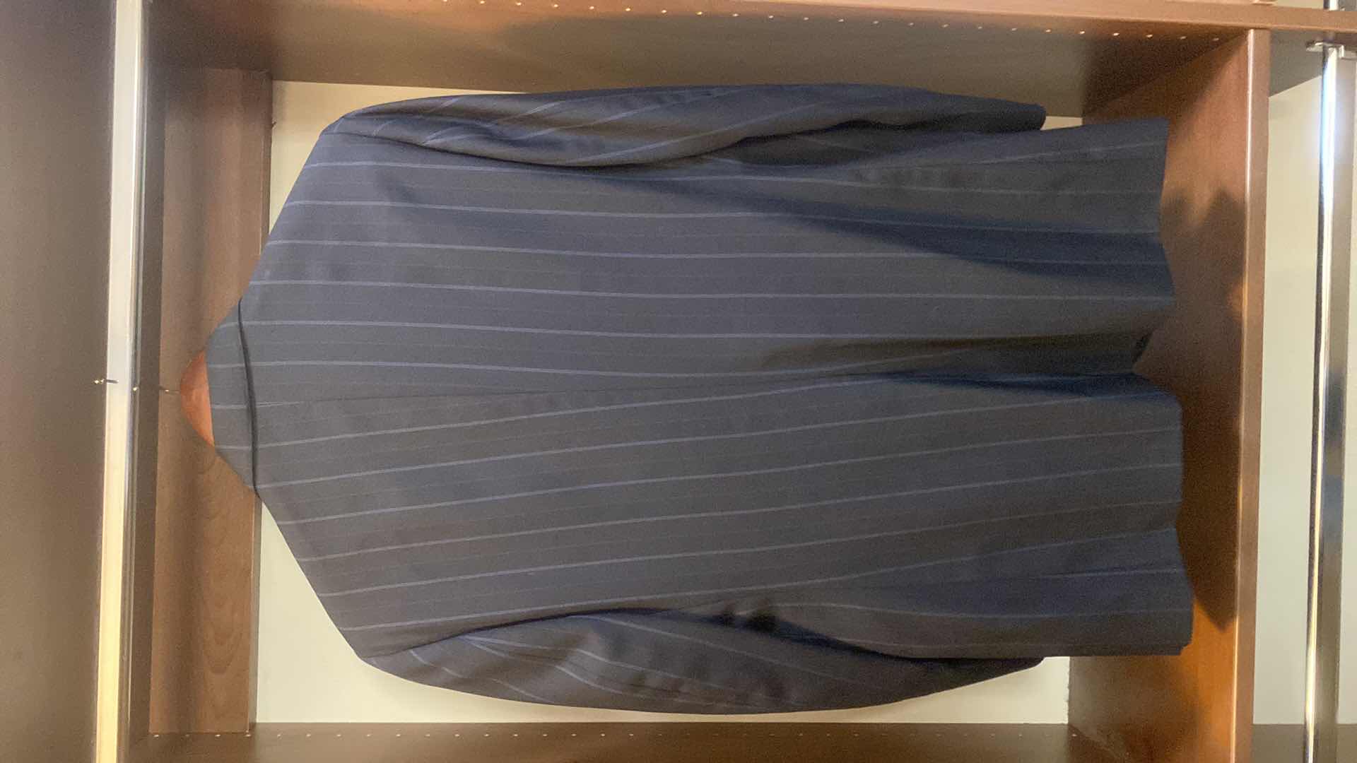 Photo 1 of MENS GRAND CUSTOM SUIT 100%WOOL MADE IN HONG KONG EST SIZE JACKET 40/42 PANTS 33/34