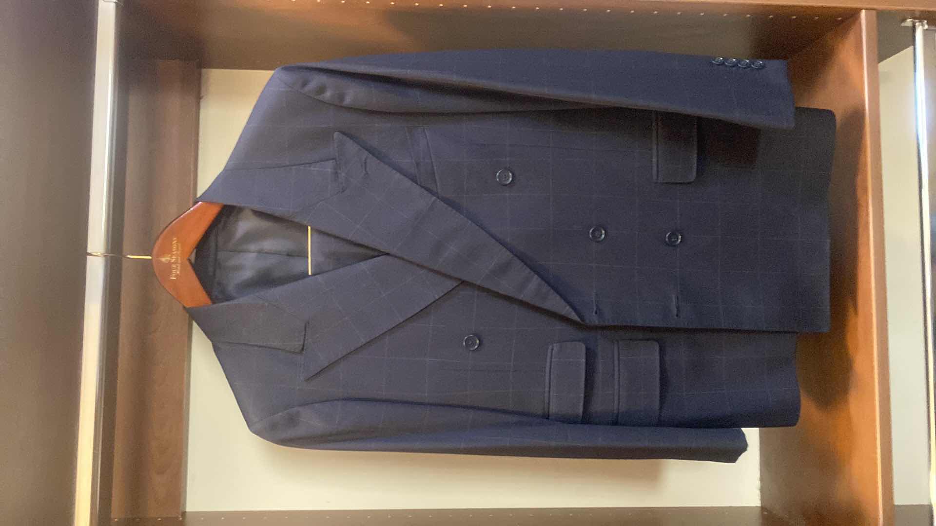 Photo 1 of MENS GRAND CUSTOM SUIT 100%WOOL MADE IN HONG KONG EST SIZE JACKET 40/42 PANTS 33/34