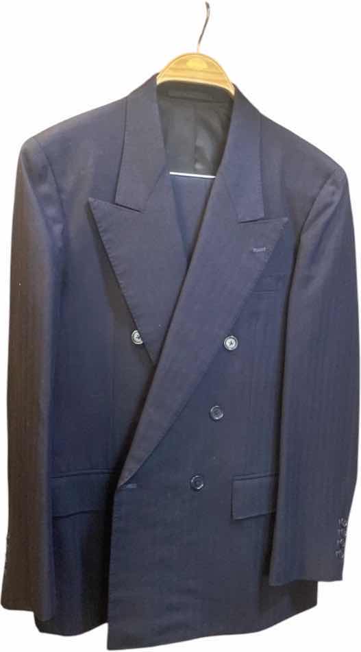 Photo 1 of MENS GRAND CUSTOM SUIT 100%WOOL MADE IN HONG KONG EST SIZE JACKET 40/42 PANTS 33/34