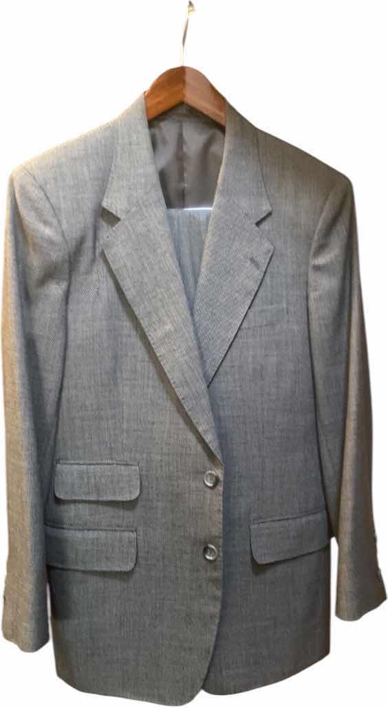 Photo 1 of MENS GRAND CUSTOM SUIT 100%WOOL MADE IN HONG KONG EST SIZE JACKET 40/42 PANTS 33/34