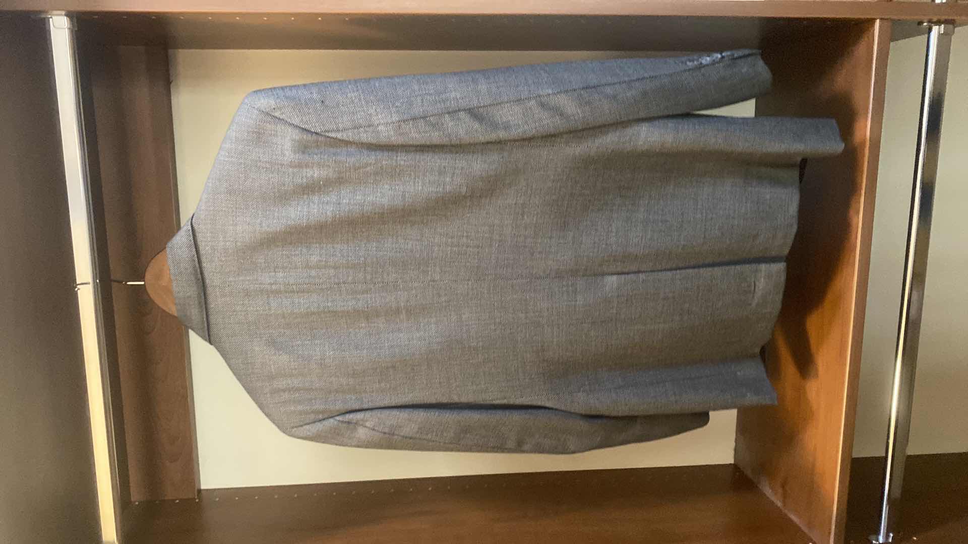 Photo 1 of MENS GRAND CUSTOM SUIT 100%WOOL MADE IN HONG KONG EST SIZE JACKET 40/42 PANTS 33/34