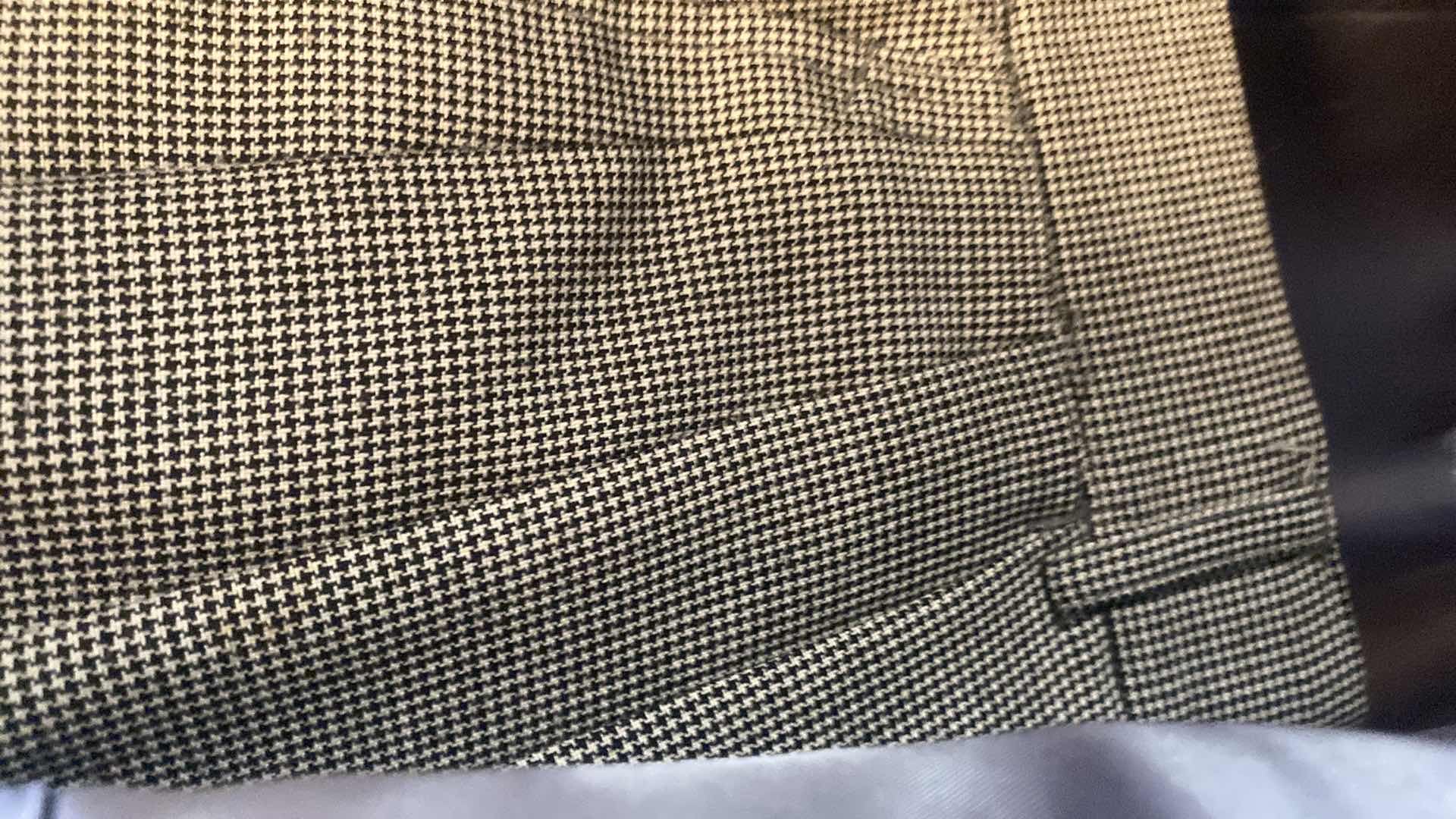 Photo 1 of MENS GRAND CUSTOM SUIT 100%WOOL MADE IN HONG KONG EST SIZE JACKET 40/42 PANTS 33/34