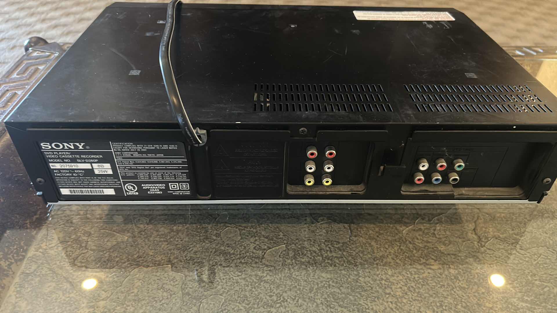 Photo 1 of SONY SLV- D380P DVD/VCR COMBO PLAYER