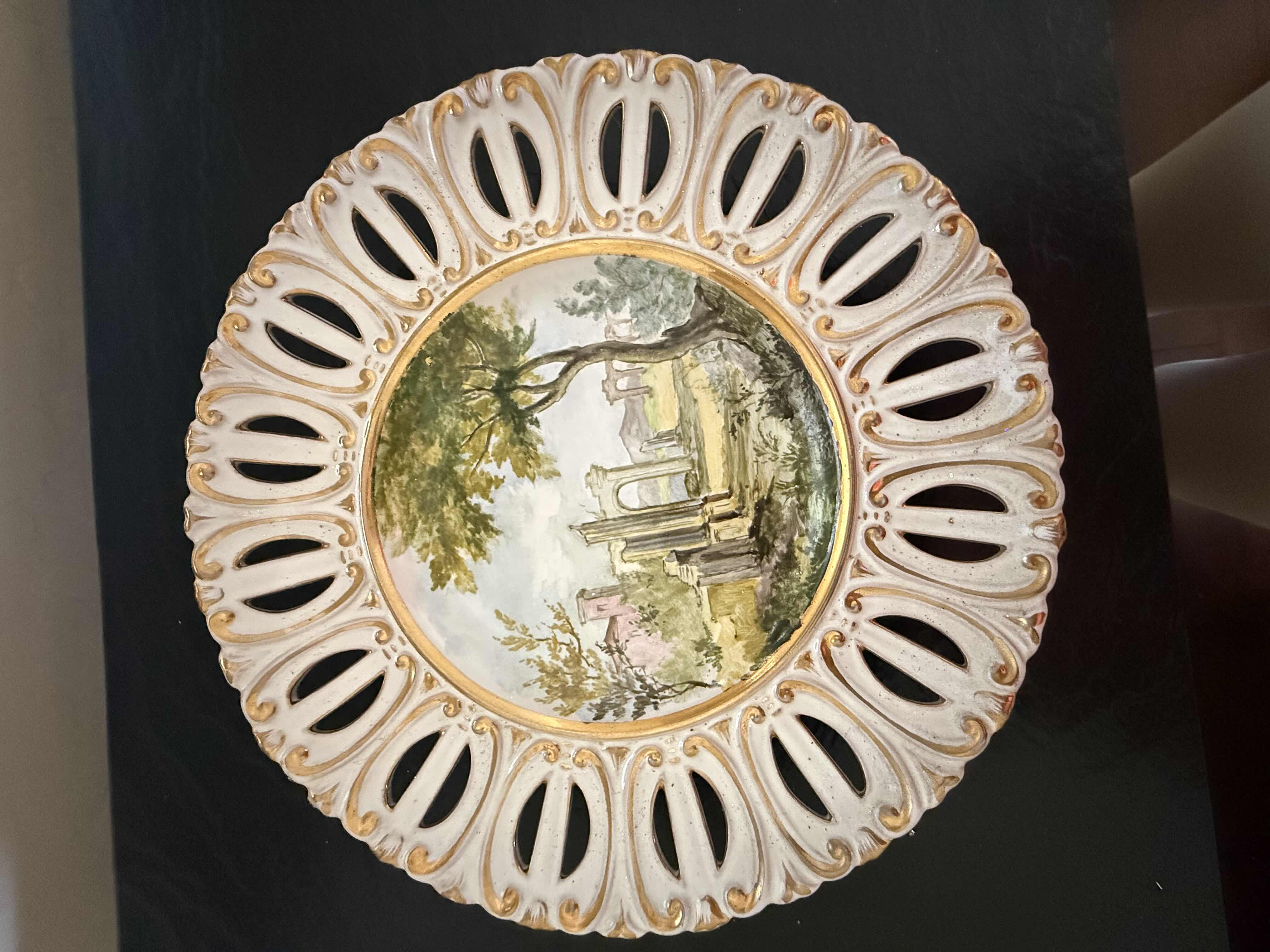 Photo 1 of 13” ROUND VINTAGE HAND-PAINTED ITALIAN RETICULATED EDGE CERAMIC DISPLAY PLATE- SIGNED BY UGO ZACCAGNINI
