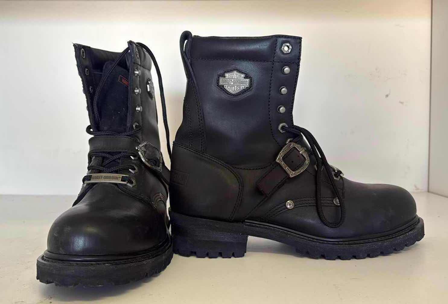 Photo 1 of HARLEY DAVIDSON BLACK LEATHER MENS BOOTS (SIZE 9)