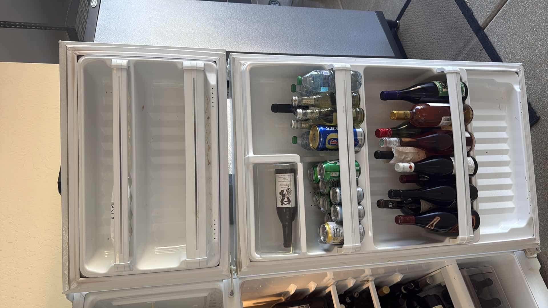 Photo 1 of WHITE GE TOP FREEZER REFRIGERATOR
