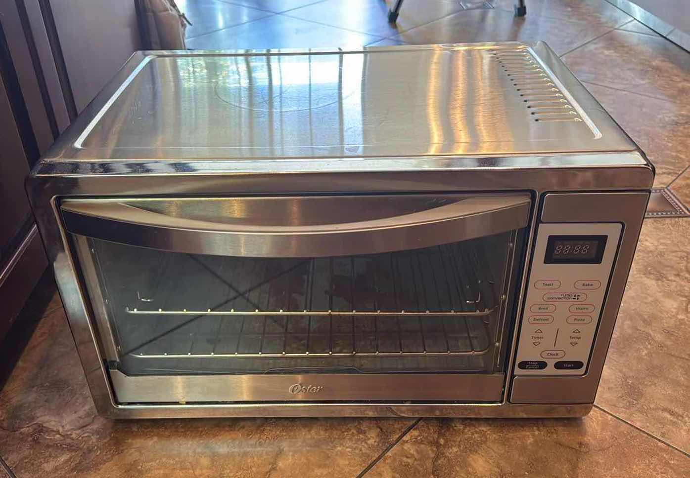 Photo 1 of STAINLESS STEEL TOASTER OVEN