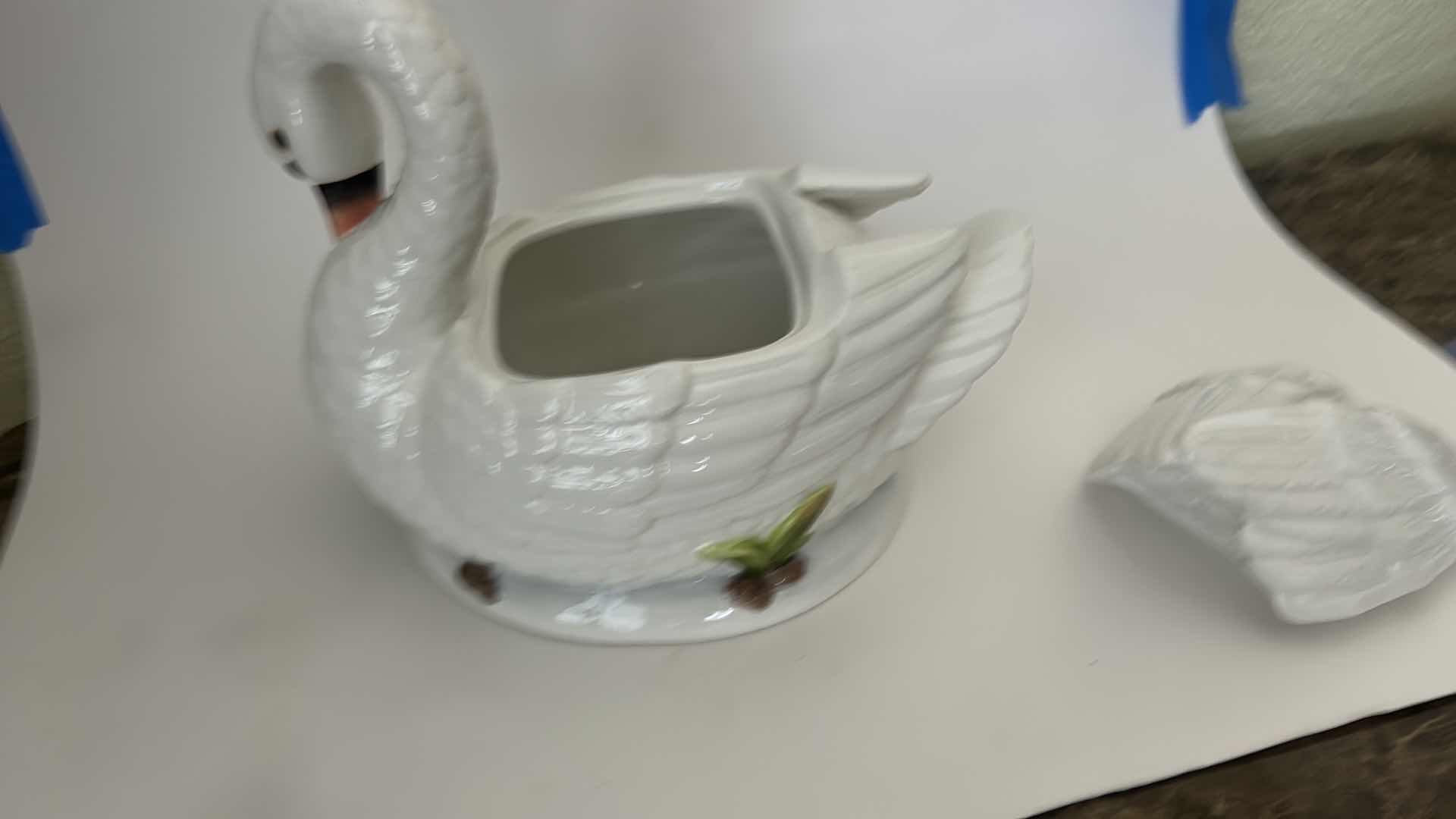 Photo 1 of PORCELAIN SWAN & LOTUS FEATURES DELICATE PINK ROSETTES. H8”