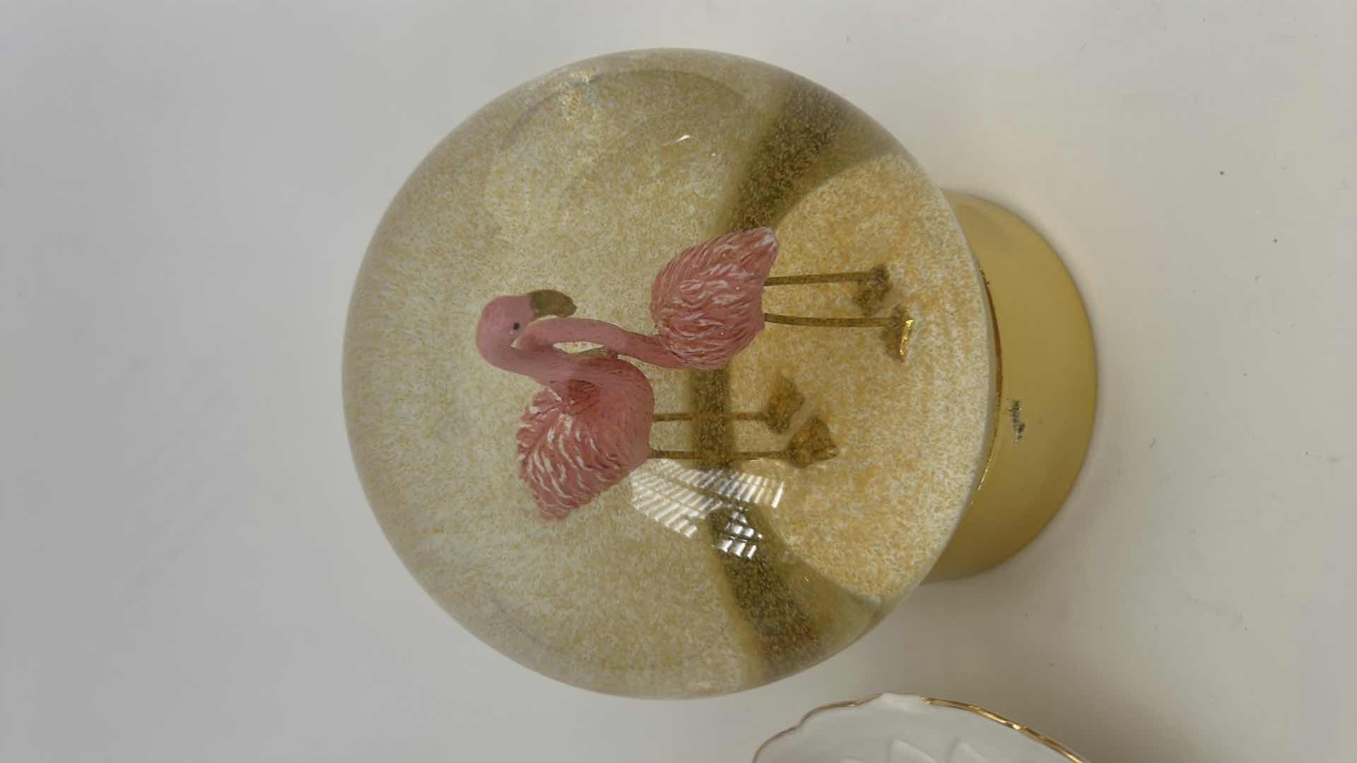 Photo 1 of 3 PC FLAMINGO DECOR ( GLOBE H4.5”)