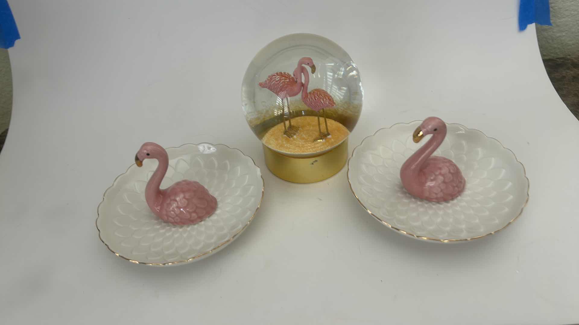 Photo 1 of 3 PC FLAMINGO DECOR ( GLOBE H4.5”)