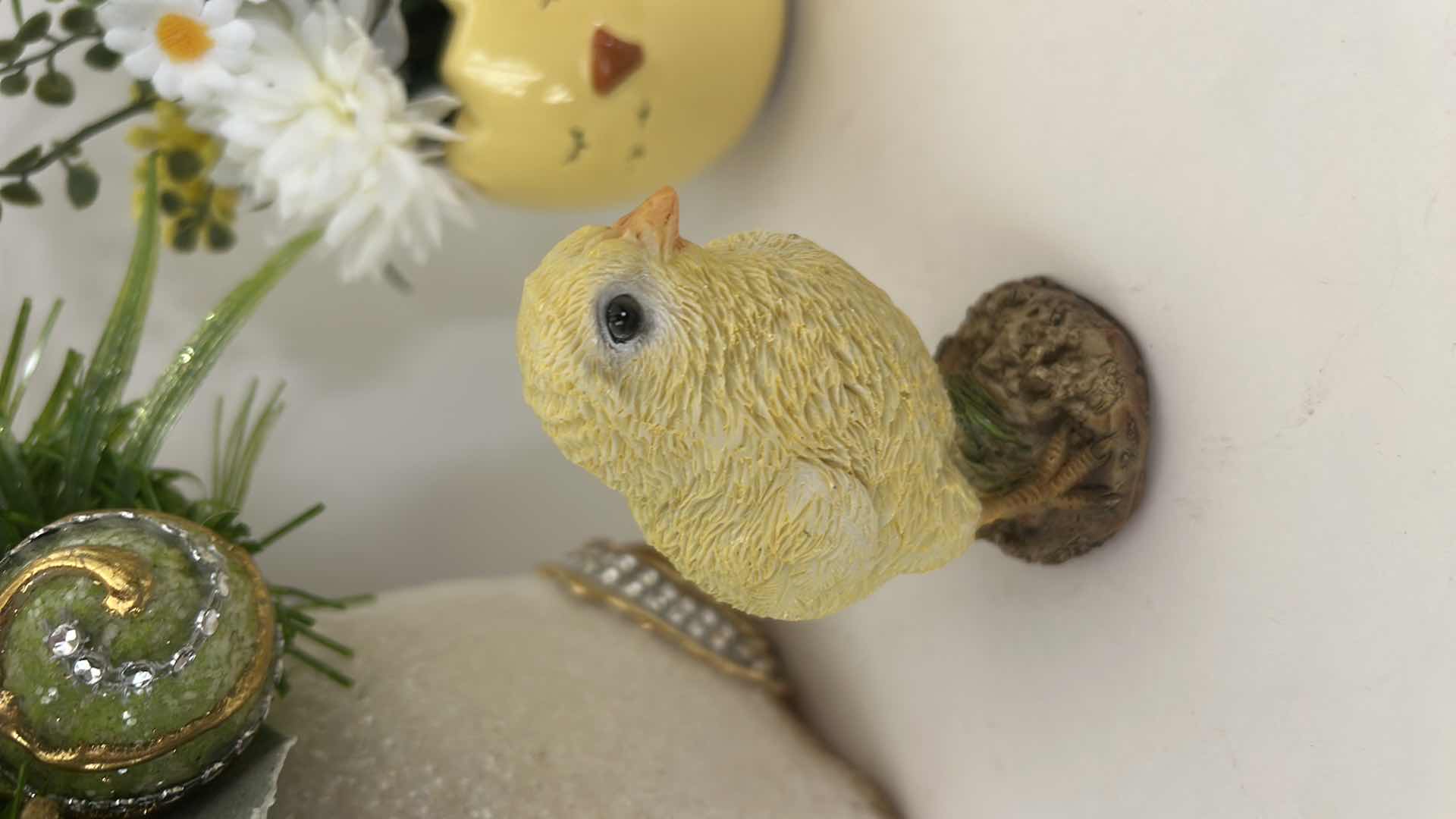 Photo 1 of 3 PC EASTER DECOR (TALLEST H 11”)