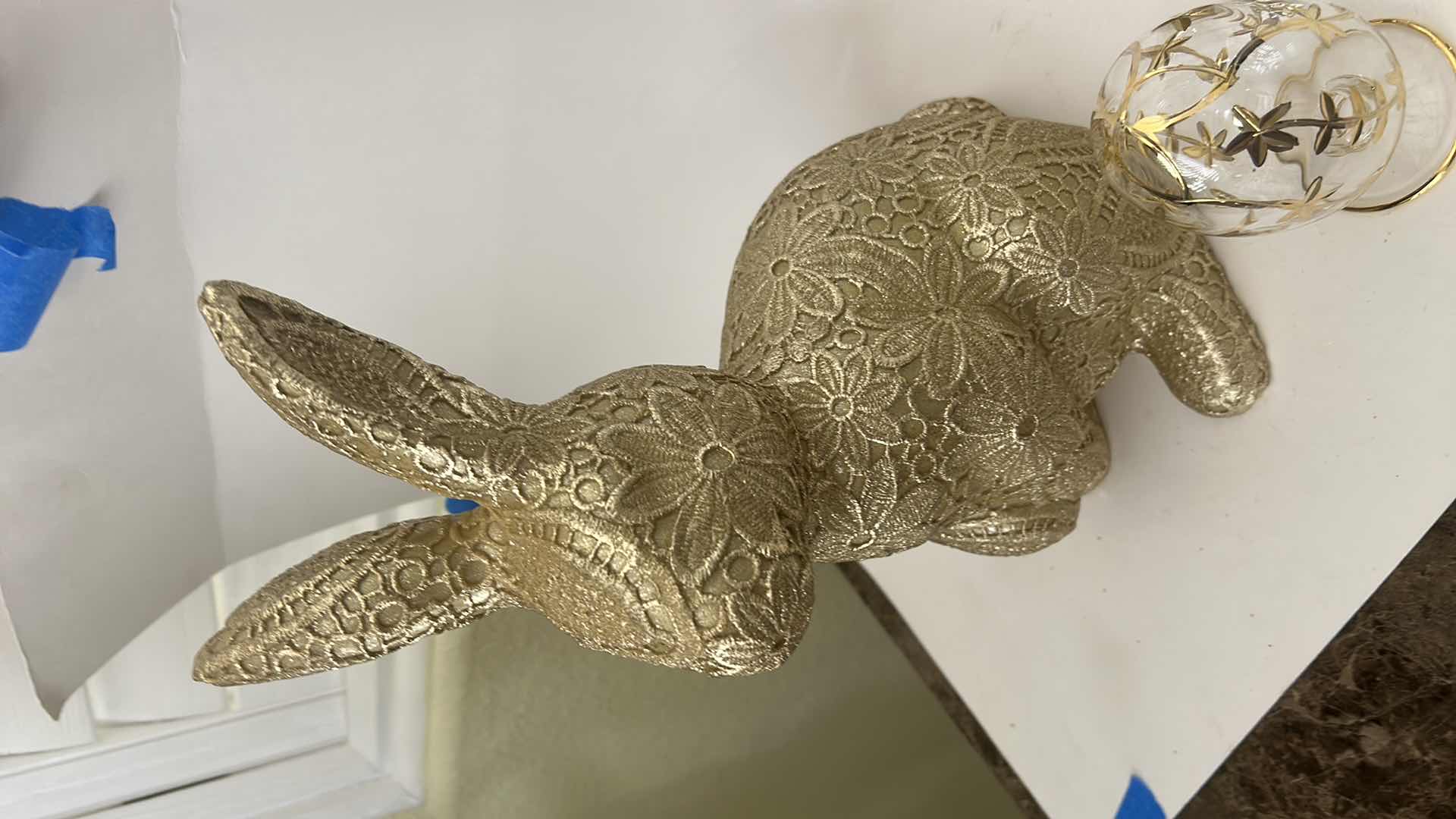 Photo 1 of 3 PC GOLD TONE EASTER DECOR ( TALLEST H15”)