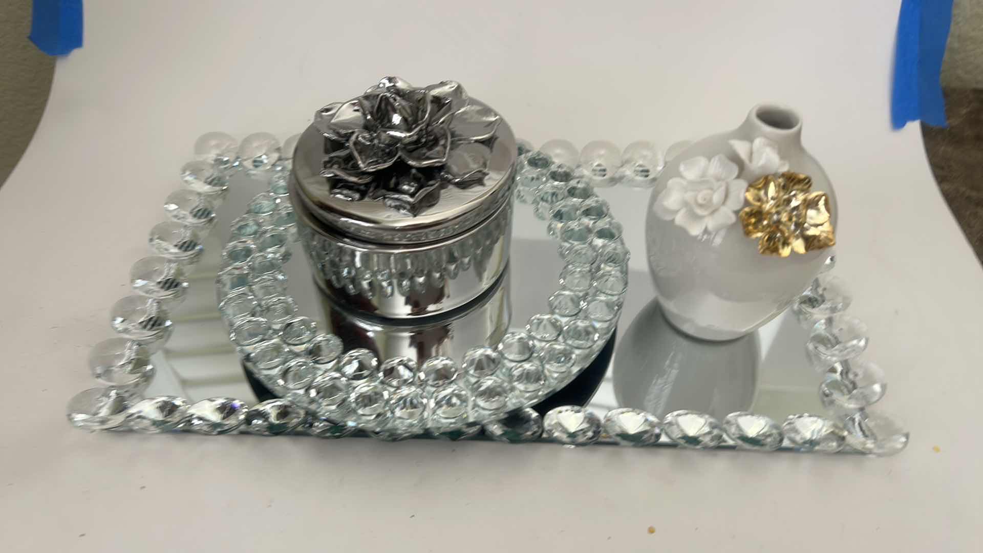 Photo 1 of 4 PC HOME DECOR