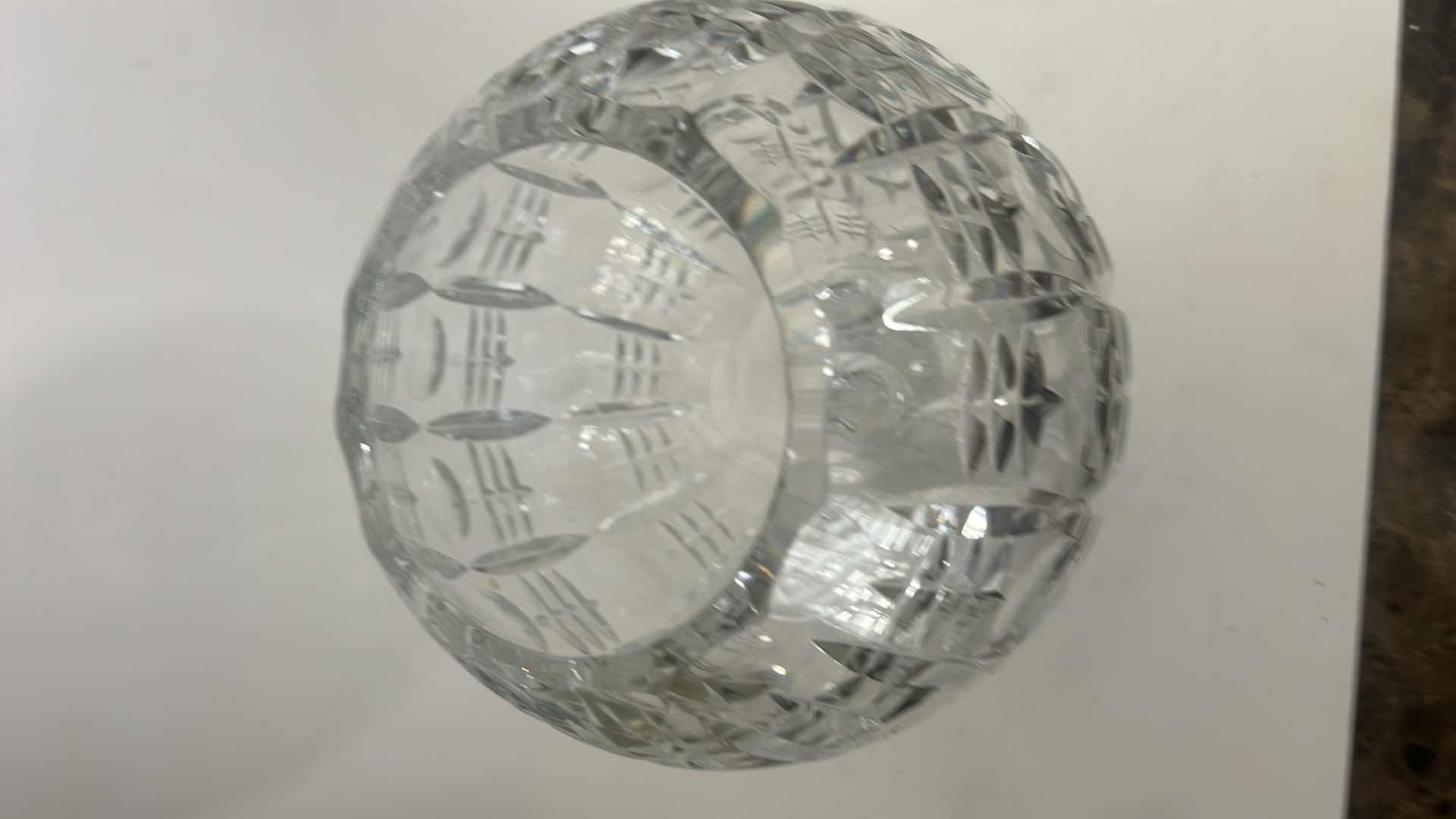 Photo 1 of VINTAGE AMERICAN BRILLIANT PERIOD (ABP) STYLE CUT CRYSTAL ROSE BOWL VASE FEATURING INTRICATE HAND-CUT GEOMETRIC AND STARBURST PATTERNS. H11”