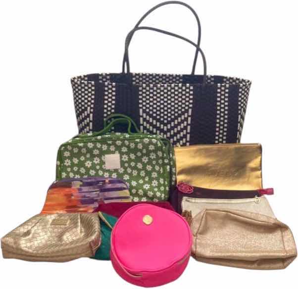 Photo 1 of 10-NEW COSMETIC BAGS & BEACH TOTE