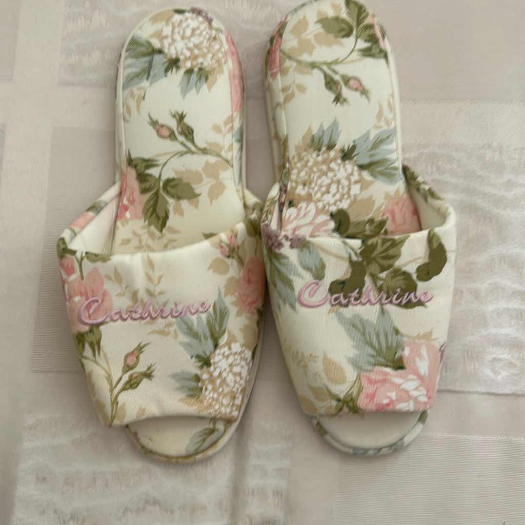 Photo 1 of 3- MARIS STELLAR SLIPPERS SIZE 7