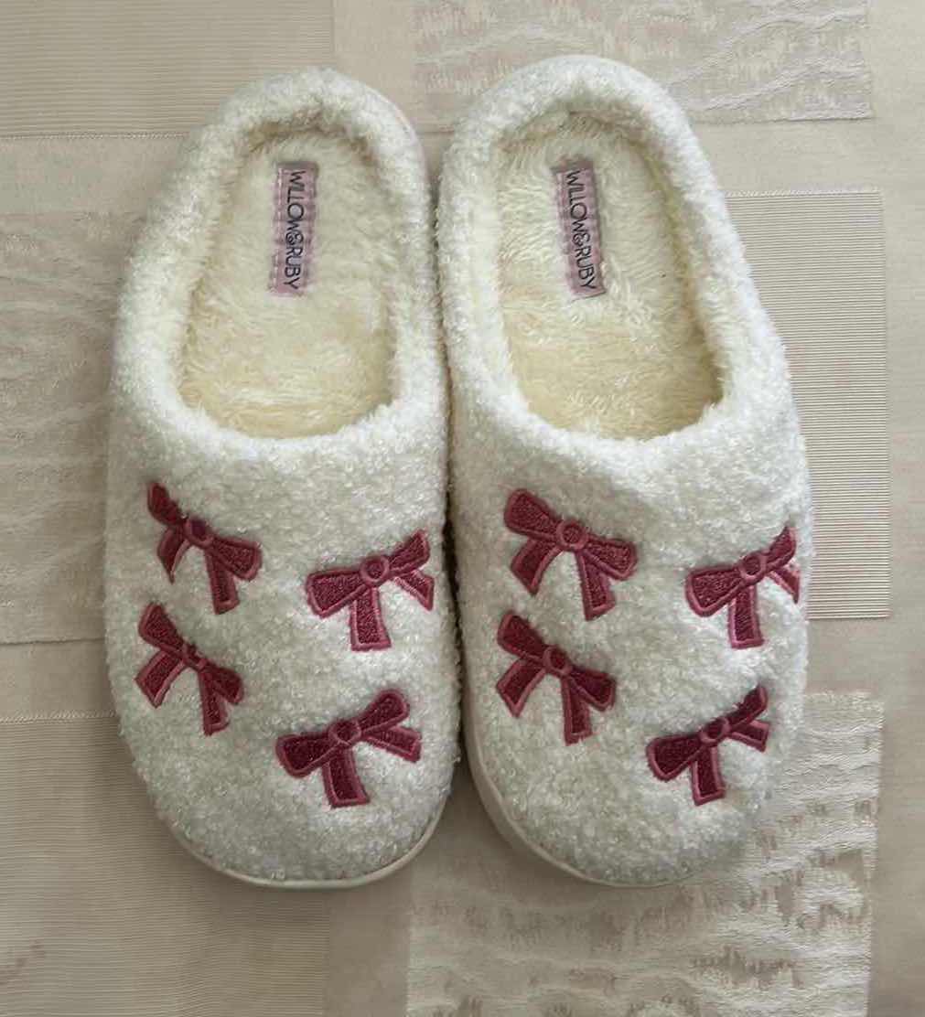 Photo 1 of 3- NAUTICA WILLOW RUBY SLIPPERS SIZE 7