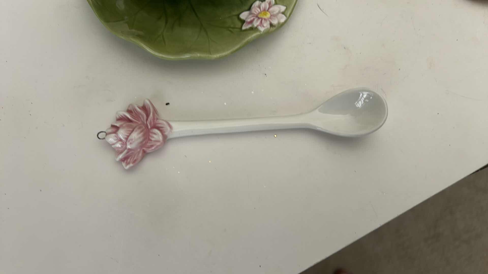 Photo 1 of SWAN AND LOTUS TEACUP/COFFEE CUP WITH SPOON AND MINI FORMALITIES TEAPOT