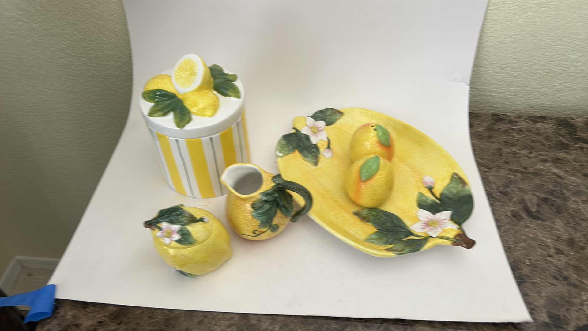 Photo 1 of 6 PC LEMON THEMED KITCHEN /SERVING ITEMS