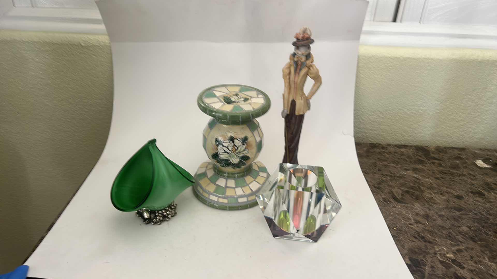 Photo 1 of 4 PC HOME DECOR (TALLEST H12”)