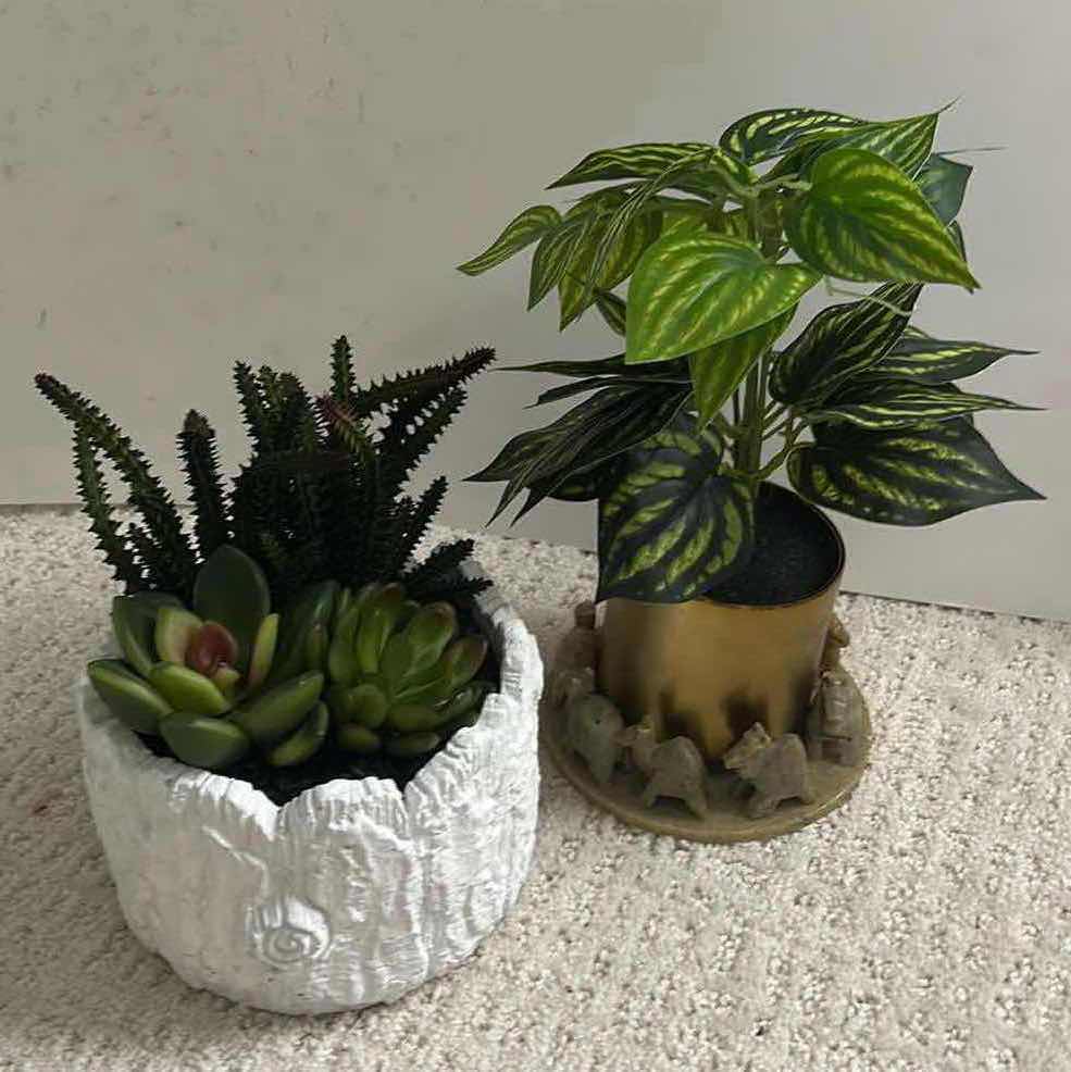 Photo 1 of 2 ARTIFICIAL GREENERY DECOR PIECES & SOAPSTONE CARVING (TALLEST H10”)